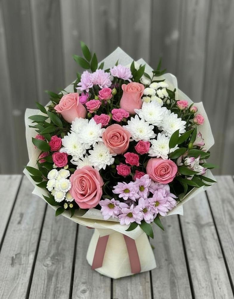 Букет цветов из: Альстромерии, Гвоздики, Розы и Хризантемы в Северодвинске
