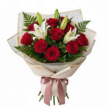 Букет цветов из:  Лилии и Розы в Северодвинске