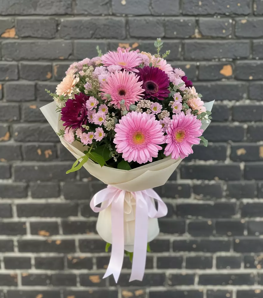 Букет цветов из: Герберы и Хризантемы в Северодвинске