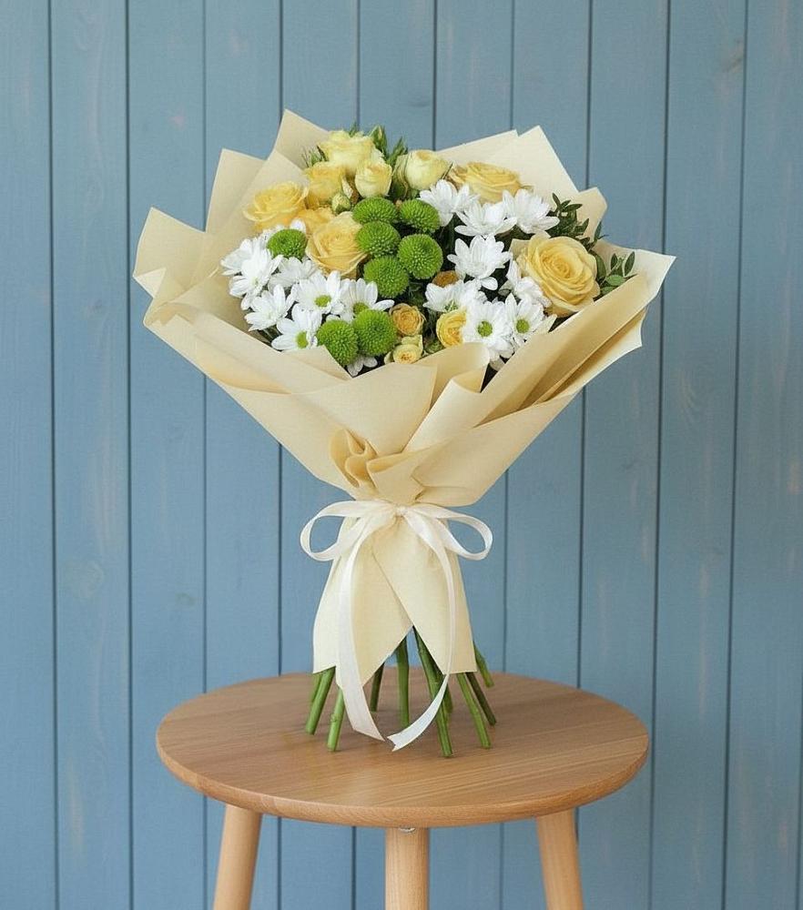 Букет цветов из: Хризантемы и Розы в Северодвинске