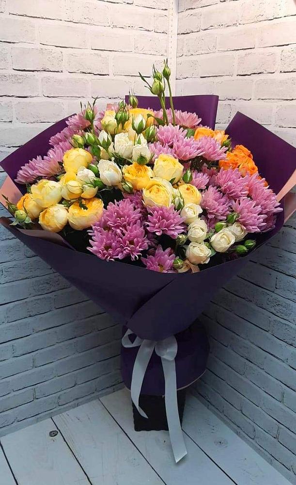 Букет цветов из: Хризантемы и Розы в Северодвинске