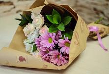 Букет цветов из:  Розы и Хризантемы #REPLACE_PRED# Северодвинске