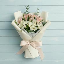 Букет цветов из:  Альстромерии в Северодвинске