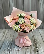 Букет цветов из:  Гвоздики, Розы и Хризантемы в Северодвинске