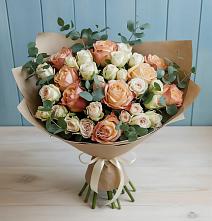 Букет цветов из:  Альстромерии и Розы в Северодвинске