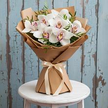 Букет цветов из:  Орхидеи и Розы в Северодвинске
